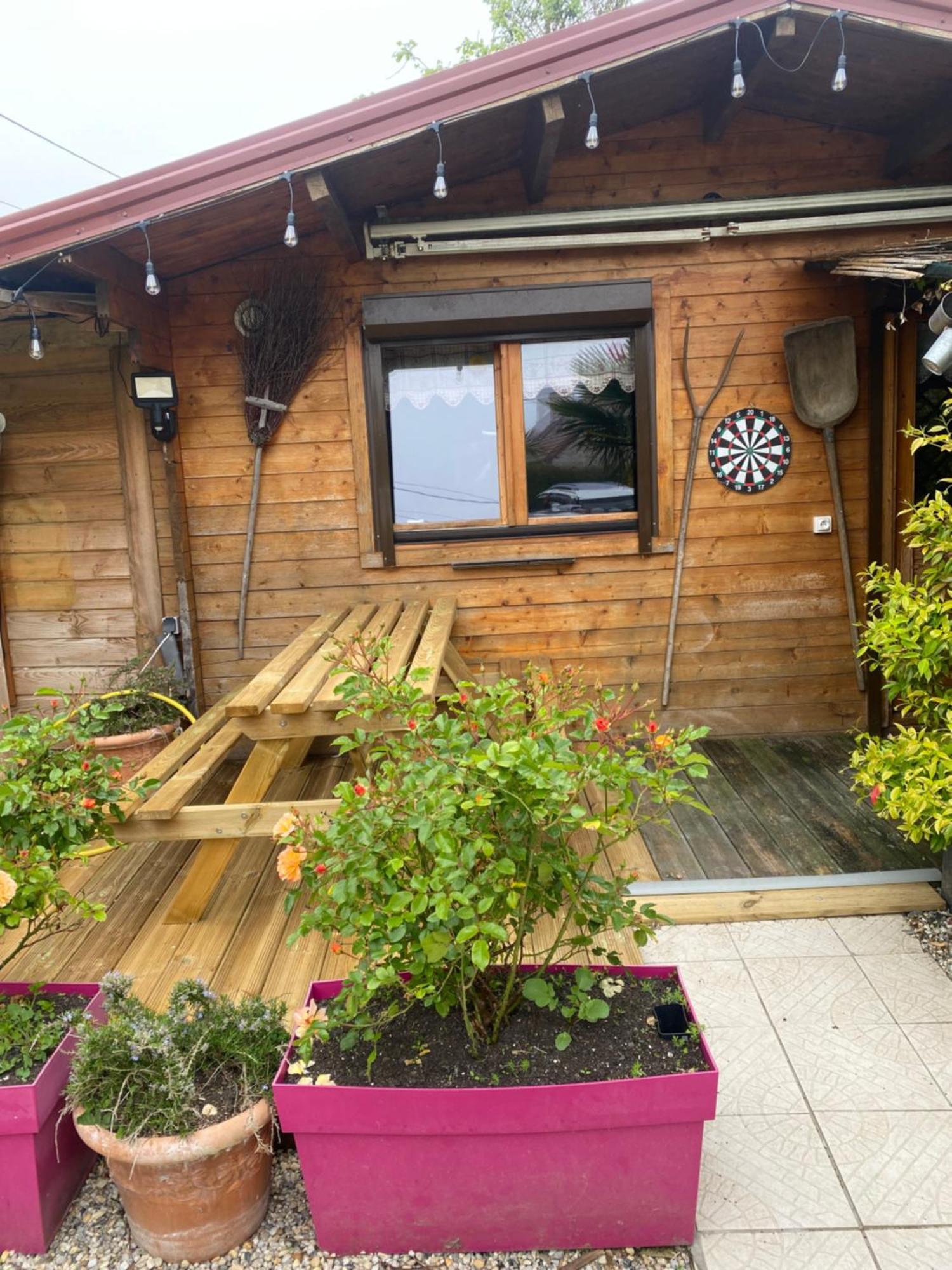 Grand Chalet Tout Equipe 6 Personnes Proche Des Plages Du Debarquement Sommervieu Zewnętrze zdjęcie